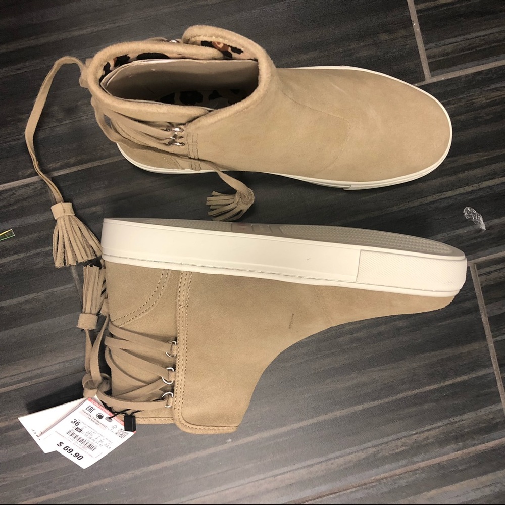 NWT- Zara sneaker bootie